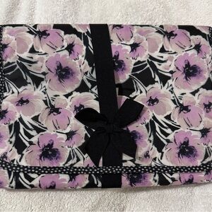 Enchante Accessories Floral Hanging Travel Organizer Bag